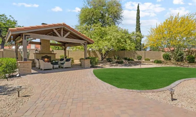 Buenavante Casa | NEW Outdoor Living + EV Charger & Peloton