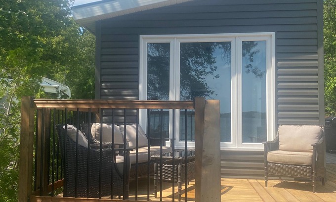 South Bruce Peninsula Alquiler De RV | New Park Model on Waterfront at Family Campground