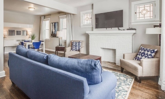 Detroit Casa | NEW! Peaceful 6BD Family Retreat | University District