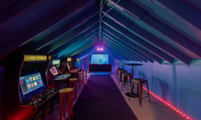 Donelson Casa | New: Playground: Hot Tub|Games|Pool|Broadway Buzz