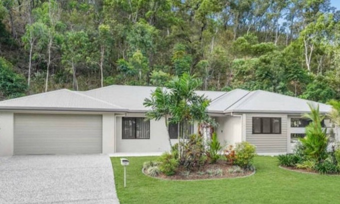 Trinity Park Casa | New Pool Now Open! - Trinity Beach Haven