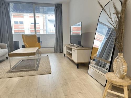 Vigo Apartamento | New Port, Free Parking YBH1S