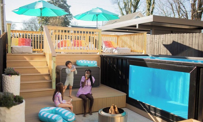 Cleveland Park Casa | New Private Heated Pool-Firepit-Close to Broadway-Rooftop Skyline Views-Murals