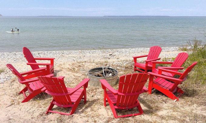 Lake Leelanau Casa | NEW Private Lake Michigan beach house on Good Harbor Bay, minutes from Leland!