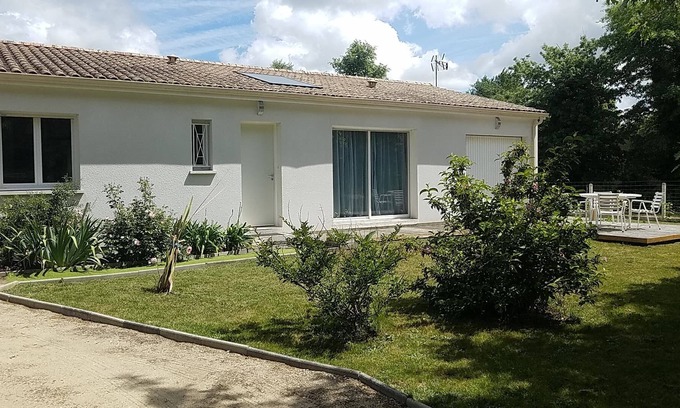 Gaillan-en-Medoc Casa | NEW QUIET HOUSE WITH GARDEN 6 people