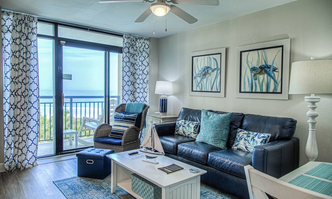 Windy Hill Condominio | New! Remodeled king suite with amazing views and amenities