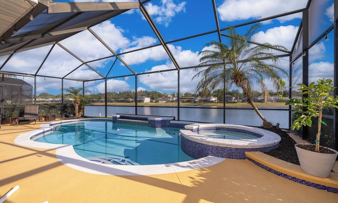 Sunset Lakes Casa | NEW! Retreat w/ Saltwater Pool ~ 5 Mi to Disney!