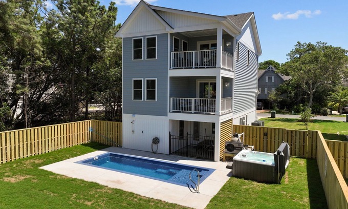Nags Head Cabaña | NEW Retreat with Pool, Hot Tub, and Premium Amenities! NEXT to 'Park and Paddle'