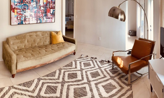 North Miami Casa | NEW Retro BOHO Duplex Beach10min Pets wk/mo Rates