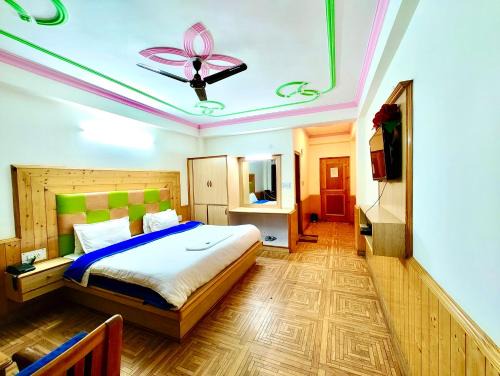 Khattalwada Hotel | New Rewat Residency Manali