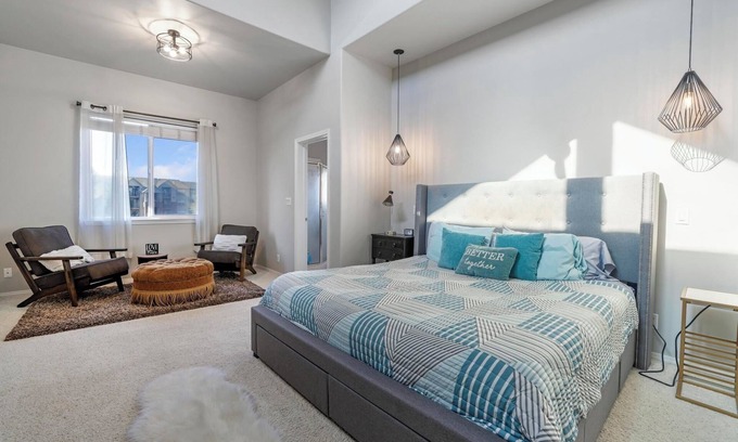 Twin Falls Casa | NEW! River View Retreat 🌴 Unreal view 😎 Prime 📍