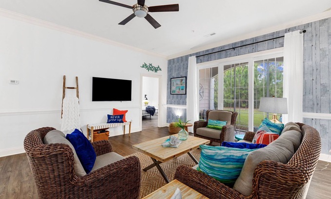 Pawleys Island Condominio | NEW! Seagrass Retreat~Resort Access~Beach~Golf