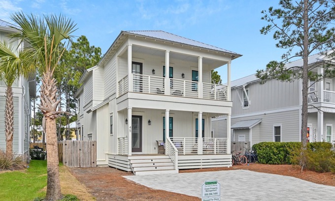 Village of Sugar Beach Casa | New Seagrove Home - Steps to Beach, Bikes, Pool