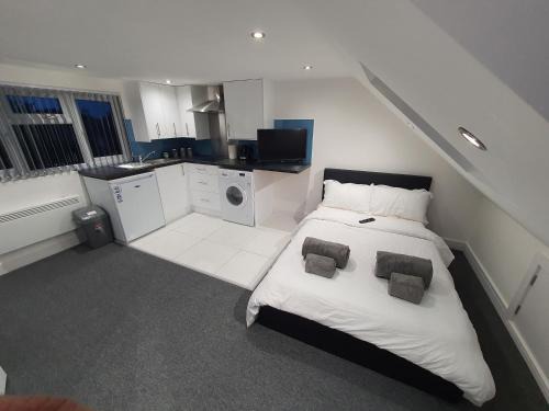 Yeading Casa | New Self Contained Flat,in Hayes, Free Parking