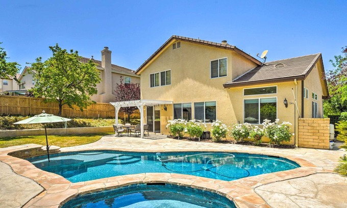 Canyon Country Casa | NEW! Sleek Canyon Country Abode w/ Outdoor Pool!