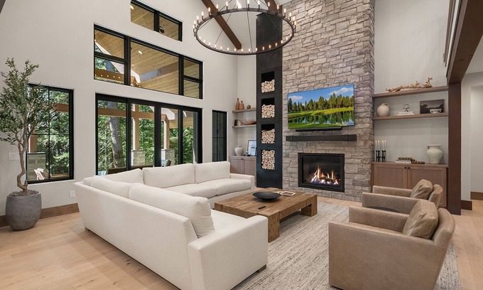 Cle Elum Casa | New! Spa Inspired Luxury Retreat*7BR*Sauna*Hot&Cold Tubs*Game Rm*Fire Pit