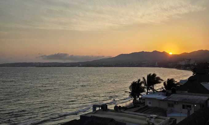Bucerias Condominio | New spacious 2-bedroom 3 bath condo in Playa Bucerías with Ocean Pool gym, WiFi