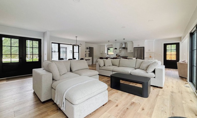 Douglas Casa | NEW! Spacious 7BR Douglas Home w/Private Pool, Walk to Lake Michigan & Saugatuck