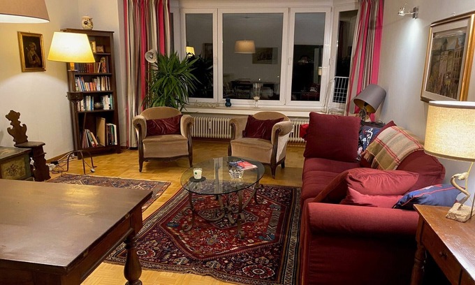 Watermael-Boitsfort Apartamento | NEW! Spacious, bright 2-bedrm, Ixelles Solbosch, great amenities. 2-wk+ stays