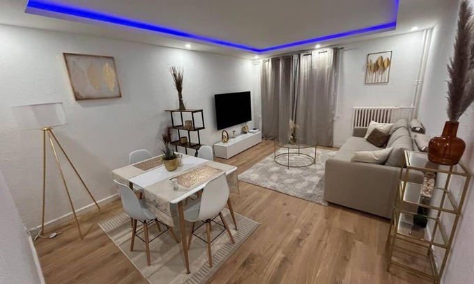 Nord - Gare Apartamento | * NEW STYLE proche de la gare *