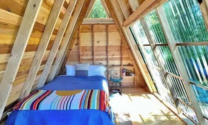 Eureka Cabina | NEW!! The A-Frame On the Tobacco River
