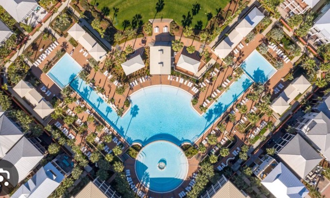 Panama City Beach Cabaña | NEW The Beach Cottage! Walk to Alys & Rosemary Pool and Beach. 2 bikes included