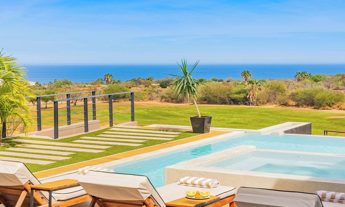 San Jose del Cabo Villa | New to VRBO! Casa Sonrisa: Modern home on Club Campestre Golf. Promos available.