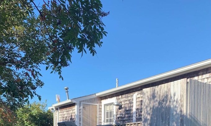 Menemsha Cabaña | New to VRBO! Favorite spot of the famous photographer Alfred Eisenstaedt