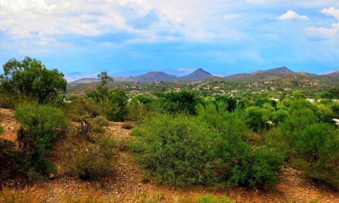 Pleasant Valley Casa | New to VRBO! Home with open view in beautiful Wickenburg with WiFi, AC