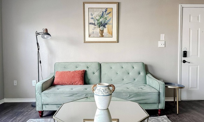 South Side Apartamento | New to Vrbo Sleepover Dashing 1BD/1BA + Gym - Corpus Christi