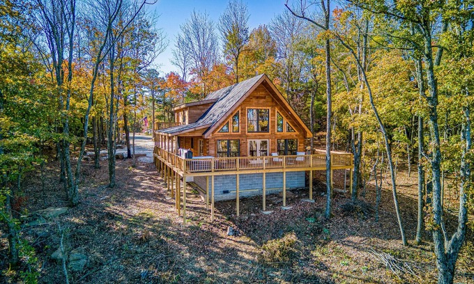 Jasper Cabina | New to Vrbo! Visit Our Family Friendly Retreat with Unbelievable Views!