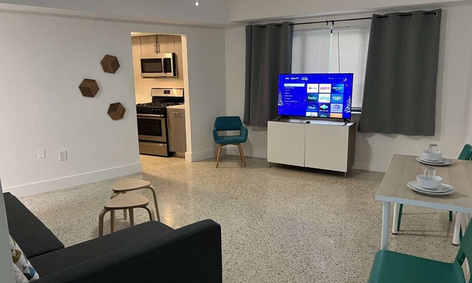 The Roads Condominio | ✨New Two Bedroom plus Free Parking