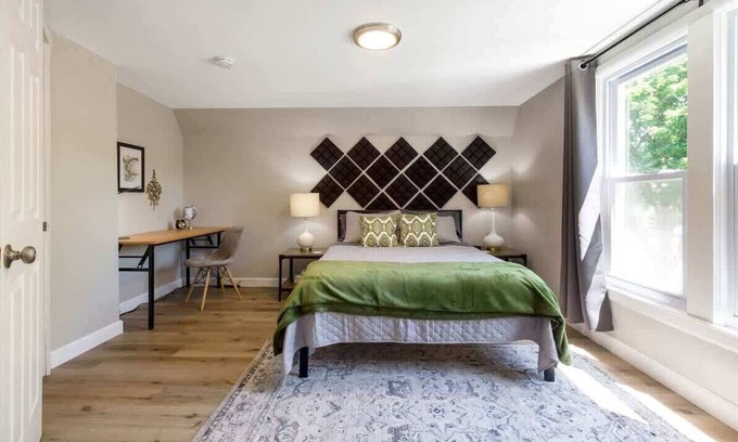 Mount Clemens Apartamento | New! Upper Flat 1BR Near Downtown Mt. Clemens