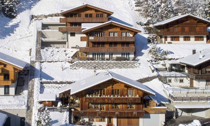 Adelboden Apartamento | Apartamento nuevo de 4 habitaciones para 6 personas en las afueras de Adelboden.