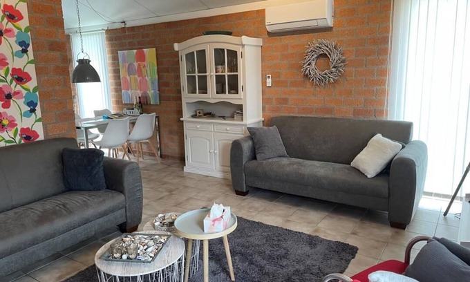Burgervlotbrug Casa | NEW! Vacation cottage Zijper 24