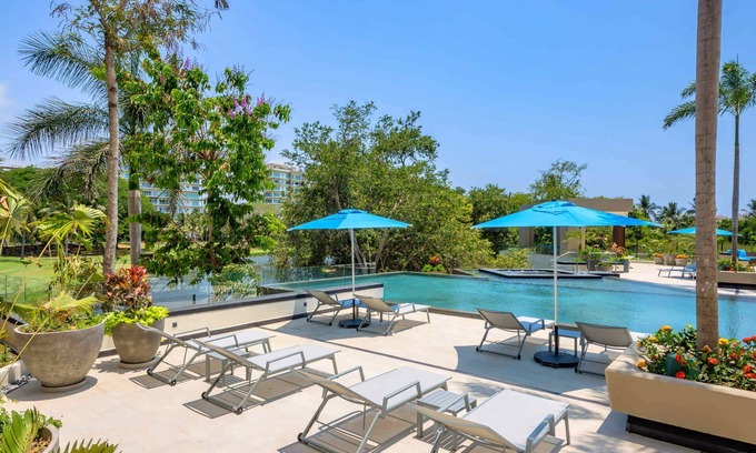 Puerto Vallarta Apartamento | New! VGolf 1bd, Sleeps 4 Marina Vallarta!
