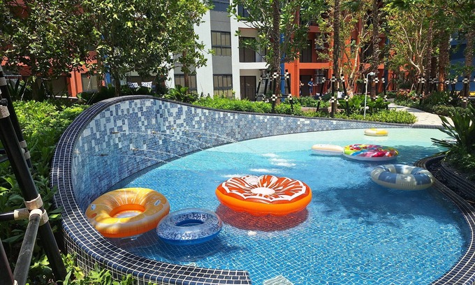 Khao Takiab Condominio | NEW vibrant and festive 1-bedroom condo in the heart of Hua-Hin