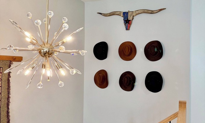 Fort Worth Casa | NEW Vibrant Southwest Vibes home, 5 Minutes to Downtown FW