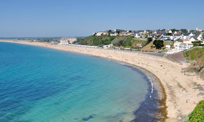 Donville-les-Bains Villa | NEW VILLA, LA DONVILLAISE, QUIET, center of Donville, 5 mn from the beach