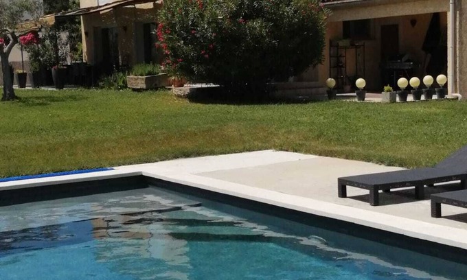 Noves Casa | Nueva villa con piscina cerca de St Remy