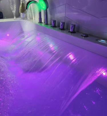 Bemowo Apartamento | New! Warsaw Luxury Apartment with Jacuzzi and total relax - Warszawski Luksus Jacuzzi i totalny relaks!