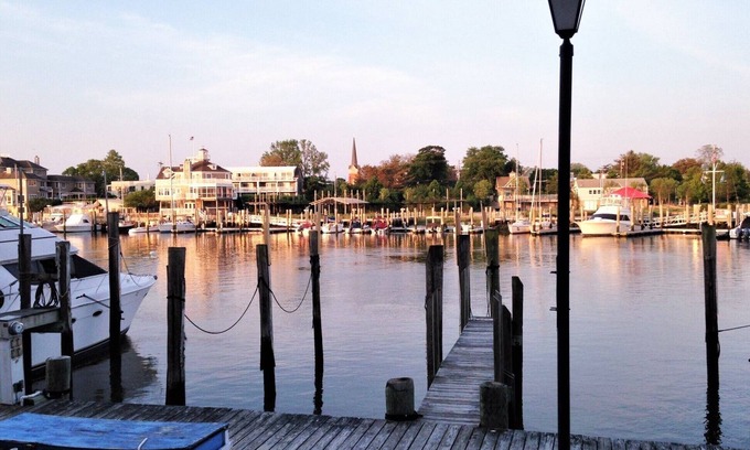 Lewes Condominio | NEW... Waterfront Lewes Beach- Stunning 1st Floor One Bedroom Studio