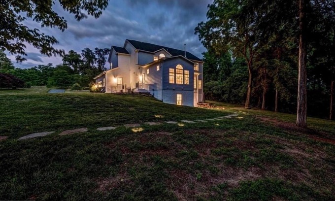 Leesburg Apartamento | New Wine Horse Country 10 Acre Lux Retreat amid historic sites. Stunning Views!