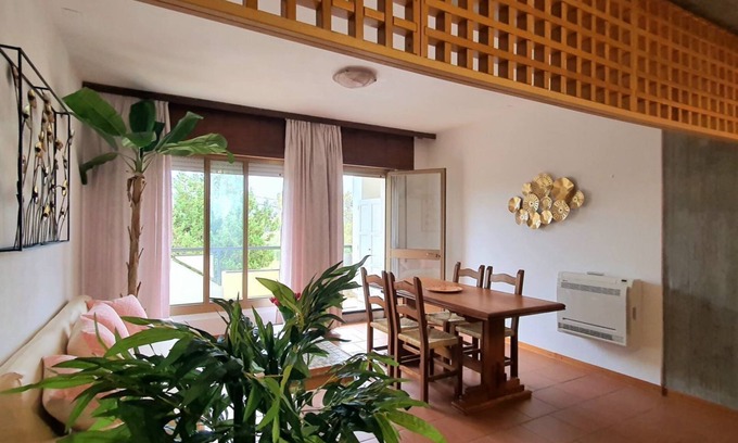 Orosei Apartamento | [Newben] Apartamento espacioso cerca de la playa