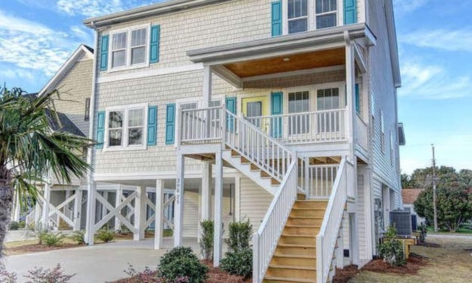 North Carolina Coast Casa | Casa a estrenar a 2 cuadras del centro de Carolina Beach.