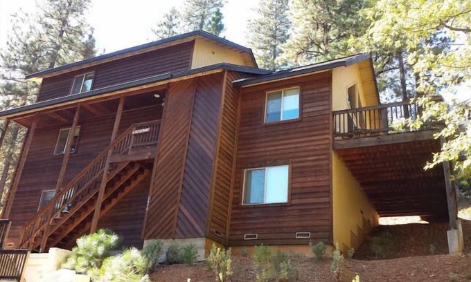 Arnold Cabina | Nueva cabina de lujo en Blue Lake Springs