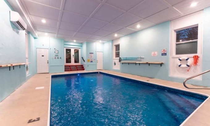 Caton Cabina | NewLuxuryCabin EVCharger Sauna/HeatedIndoorPool Arcade Games Gazebo Sleeps24 EV4