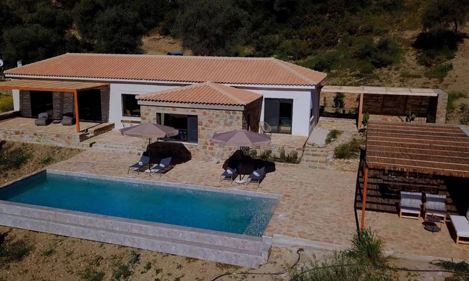 Pylos-Nestoras Casa | Newly built finca with pool above the picturesque Finikounda Bay, Peloponnese