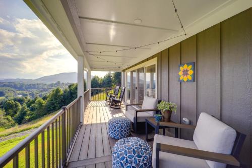 Village on the New Casa | Newly Built Home with Panoramic Views in Jefferson!
