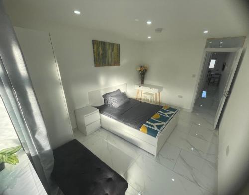 East Dunstable Apartamento | Newly built modern flat with free parking close to London Luton airport and L&D hospital
